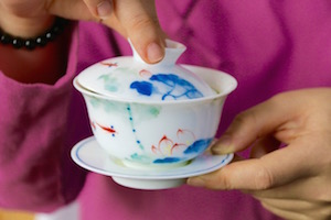 chén khải pha trà